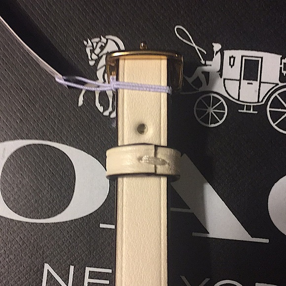 COACH - LUGGAGE TAG WITH ORANGE PRINT (NWT) - Picture 7 of 10